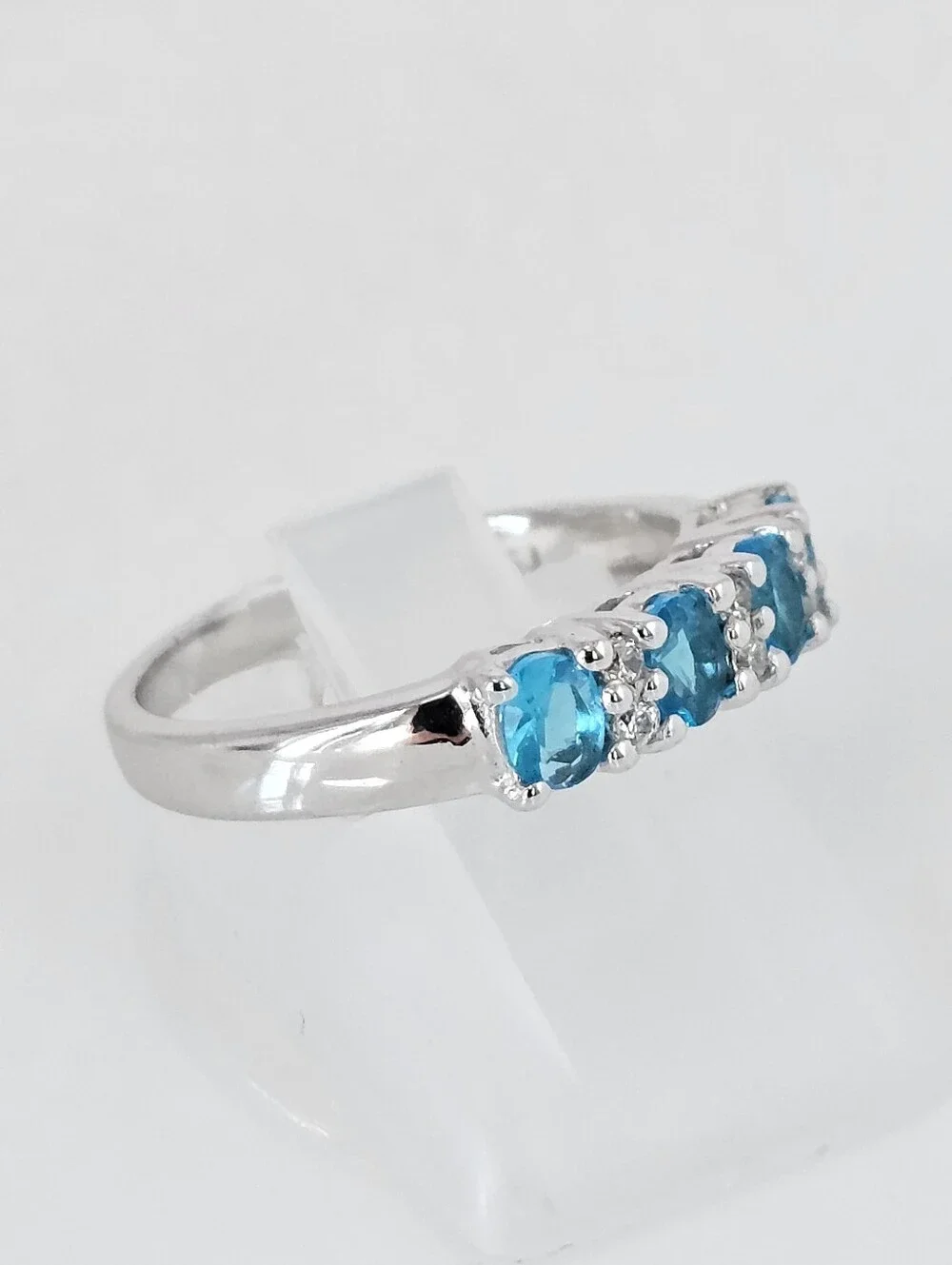 Natural Swiss Blue Topaz & White Zircon Ring Sterling Silver Size 7!